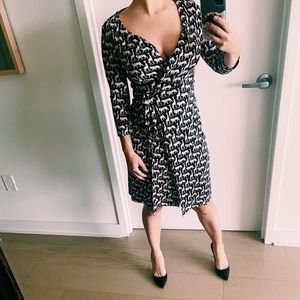 Diane von Furstenberg - Animal Print Zoo Wrap Dress - size 0
